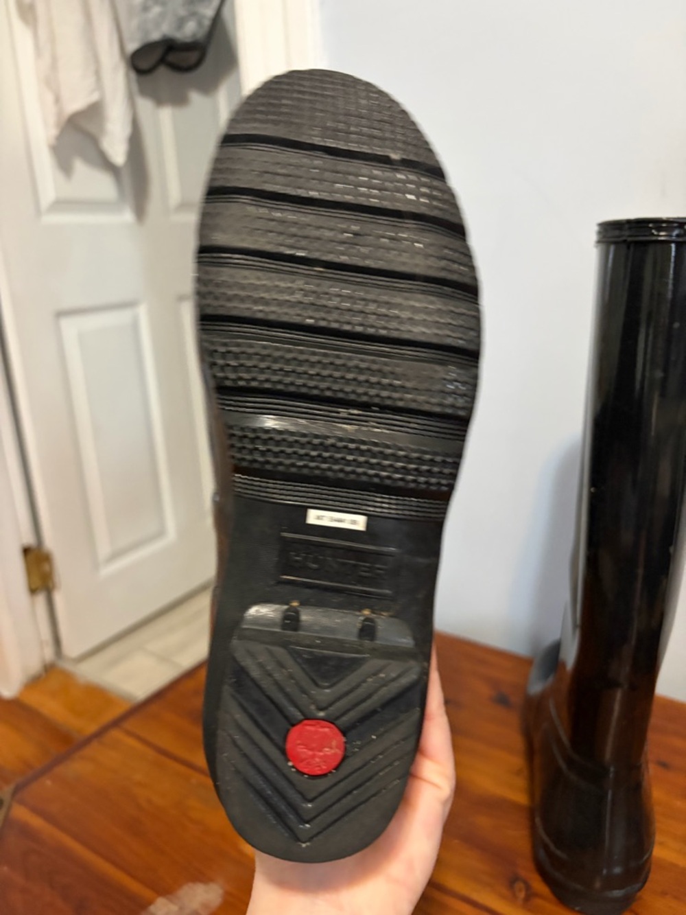 Classic Black Gloss Hunter Rain Boots - Picture 5 of 9